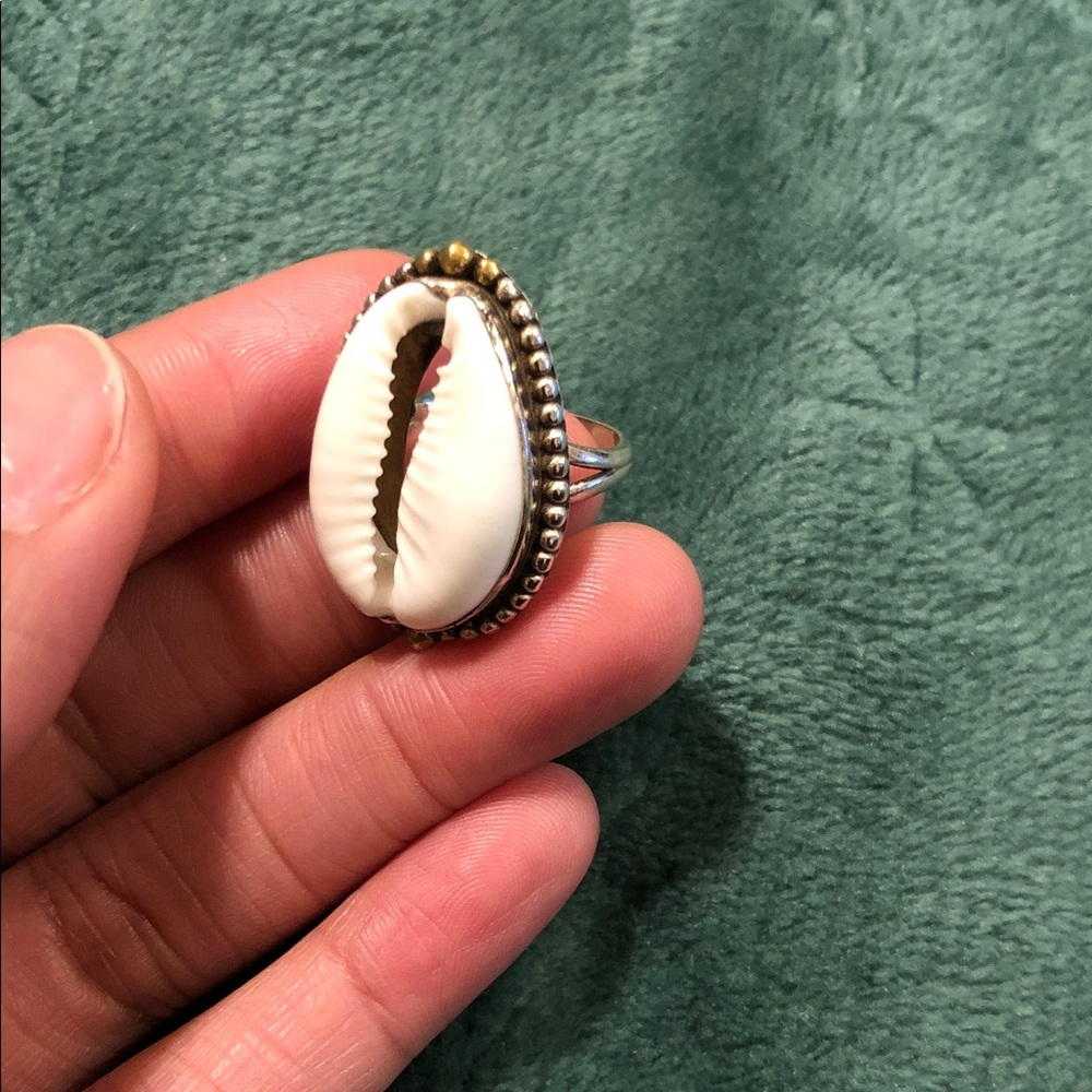 Elegant Silver and Gold Cowrie Shell Ring